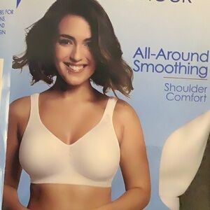 Playtex 18 Hour All-Around Smoothing Wirefree Bra in White